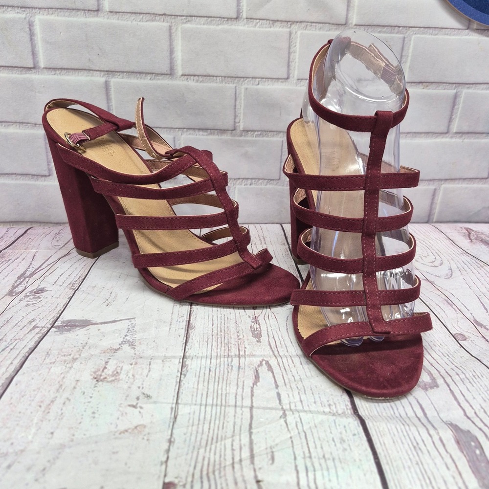 Charlotte Russe Abigail Burgundy Strappy Block Heel Sandals Womens 9